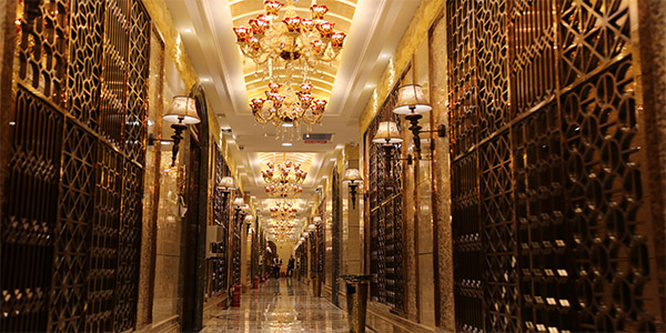 百草堂足疗钻石店